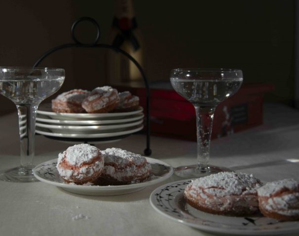 pink biscuit rose de reims cookies with Moet champagne